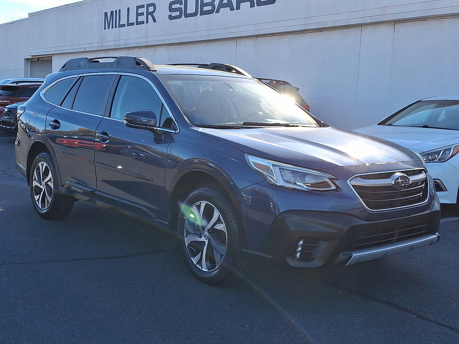 Used 2021 Subaru Outback Limited image 1