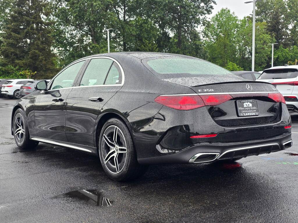 New 2026 Mercedes-Benz E 350 4MATIC Sedan image 4