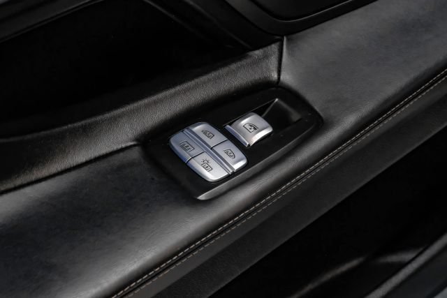Used 2020 BMW 750i xDrive w/ Executive Package AWD/4WD image 61