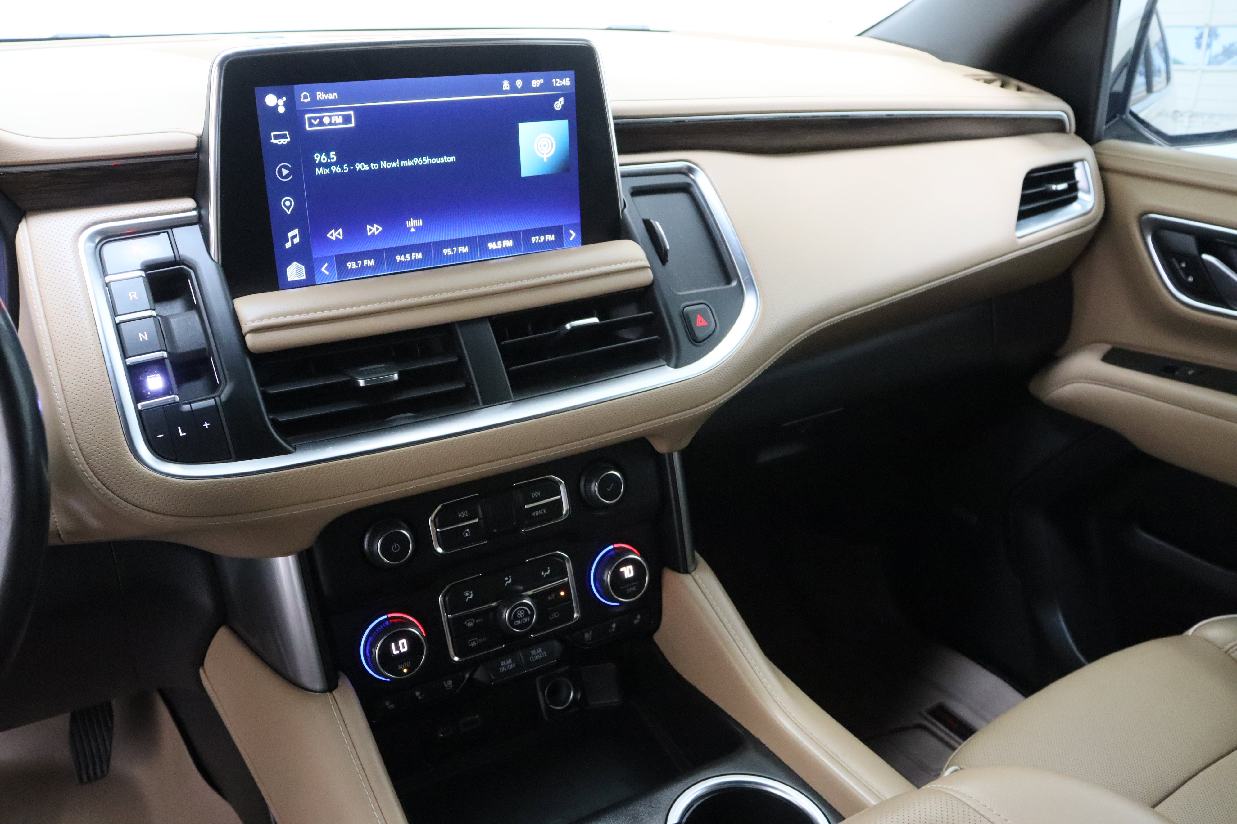 Used 2022 Chevrolet Tahoe Premier RWD image 17