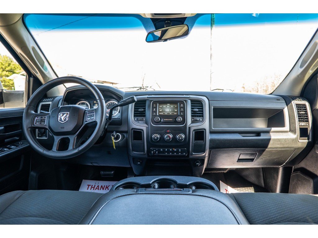 Used 2018 RAM 2500 Tradesman w/ Chrome Appearance Group image 14