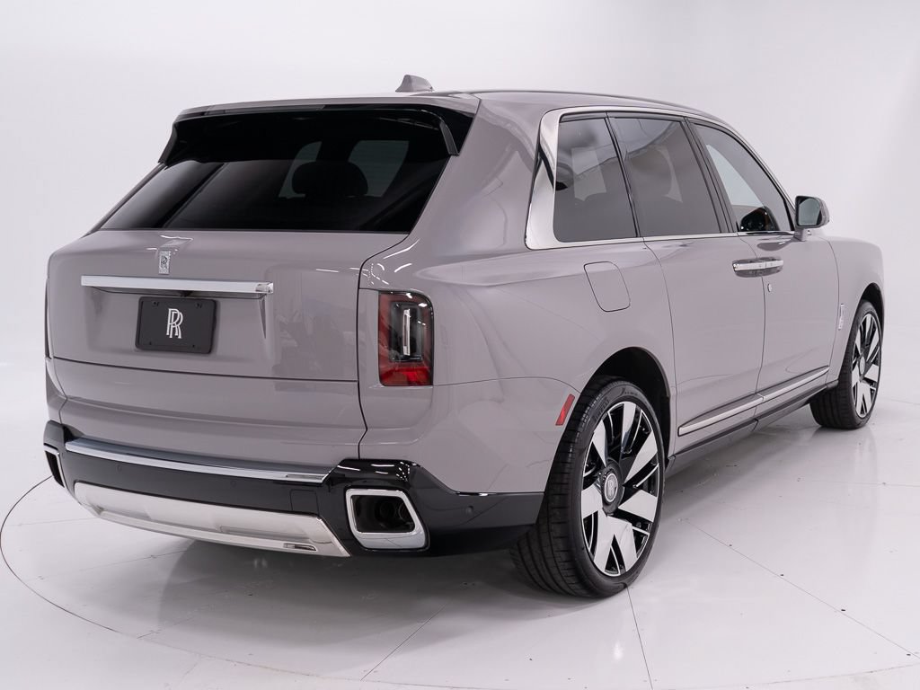 Certified 2026 Rolls-Royce Cullinan AWD/4WD image 5