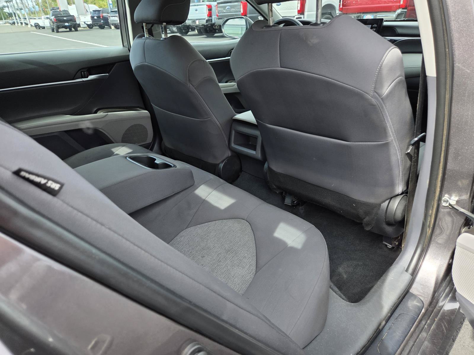 Used 2022 Toyota Camry LE FWD image 19