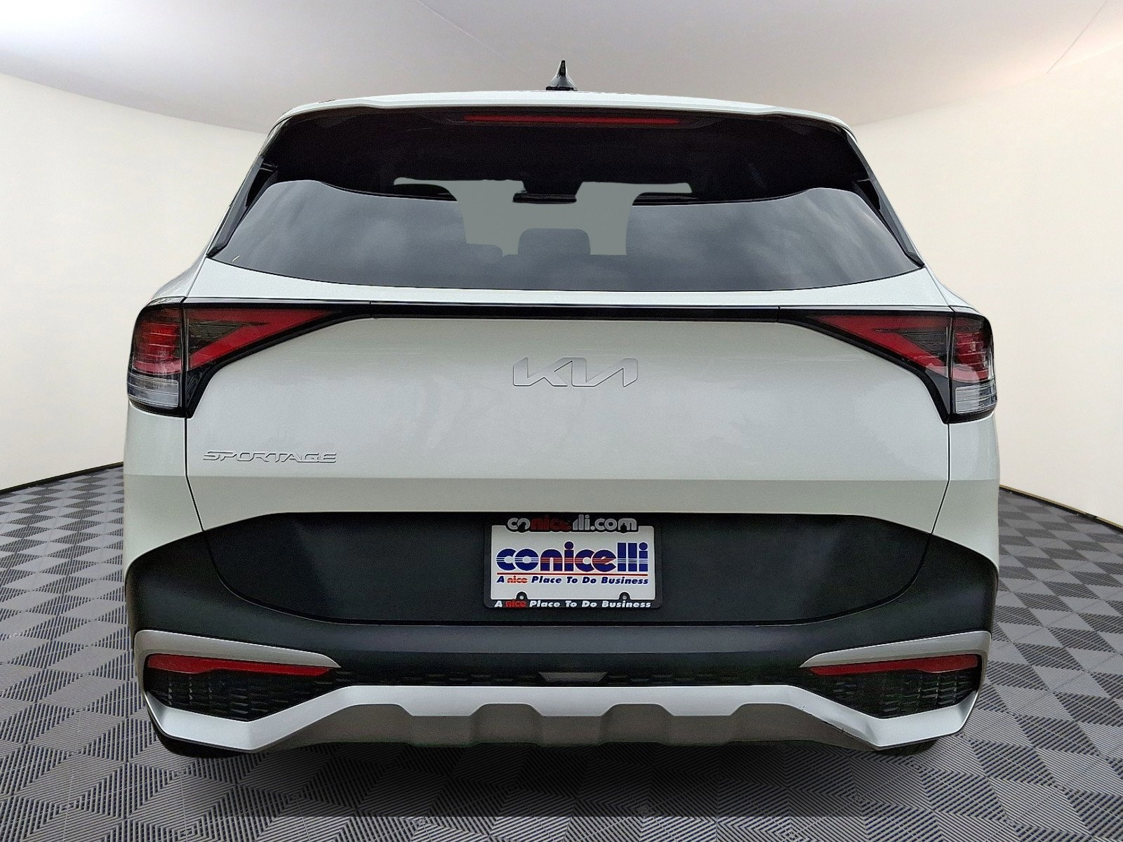 Used 2024 Kia Sportage LX image 6