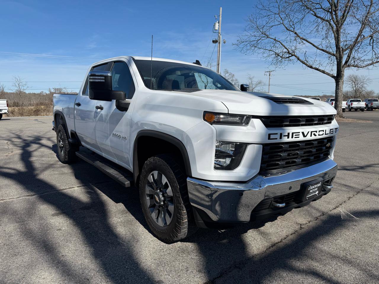 Used 2022 Chevrolet Silverado 2500 Custom w/ Custom Value Package image 4
