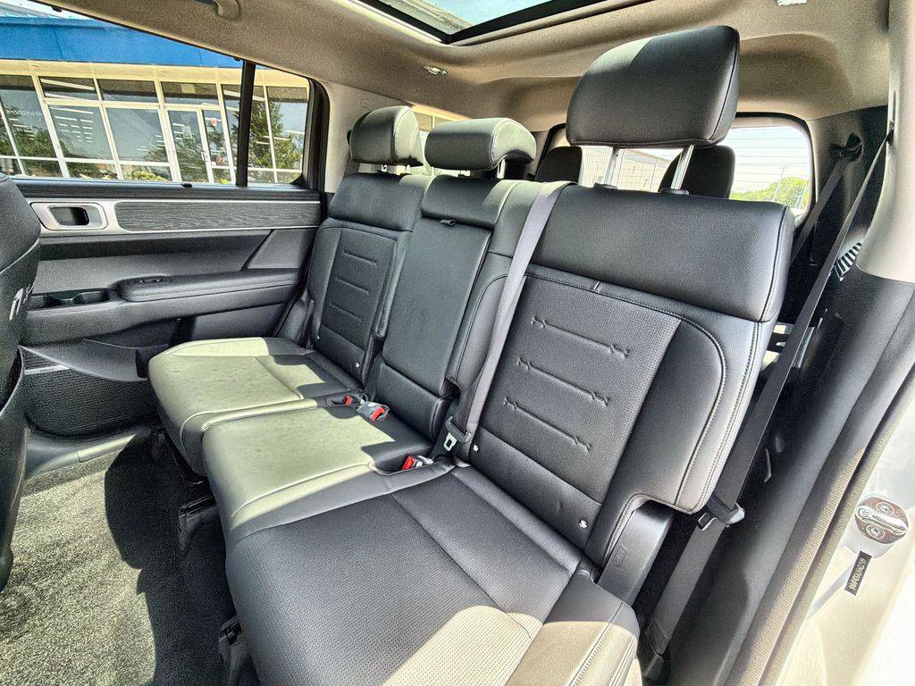 New 2026 Hyundai Santa Fe Limited AWD/4WD image 24