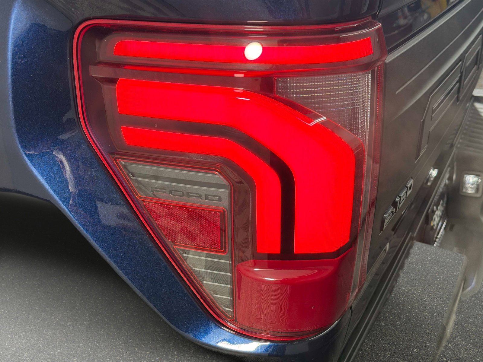 Used 2024 Ford F150 Raptor w/ Equipment Group 803A Raptor R AWD/4WD image 16