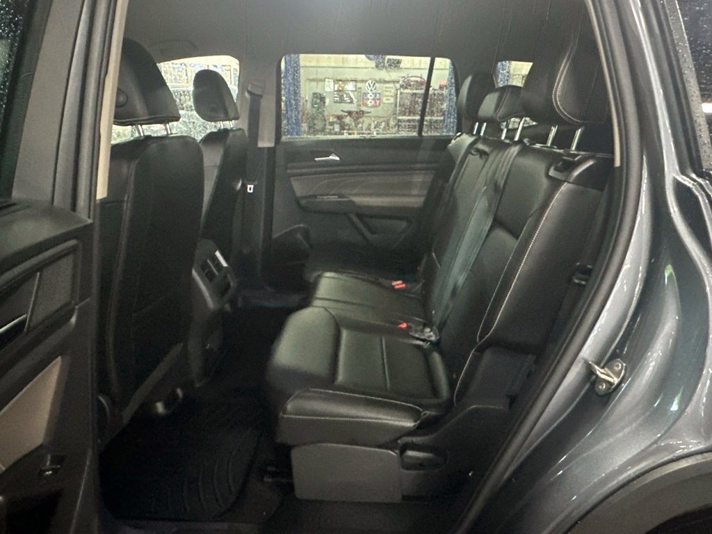 Used 2023 Volkswagen Atlas SE w/ Black Wheel Package AWD/4WD image 30