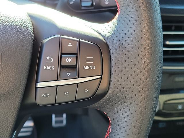 Used 2023 Ford Escape ST-Line w/ Tech Pack #1 AWD/4WD image 12