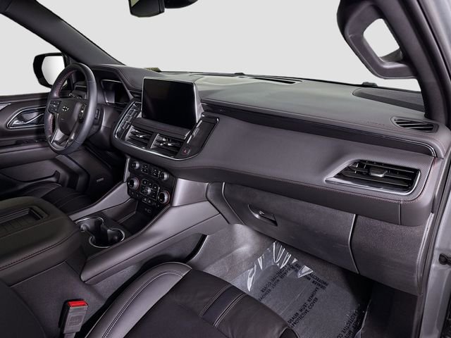 Used 2024 Chevrolet Suburban RST w/ Luxury Package image 30