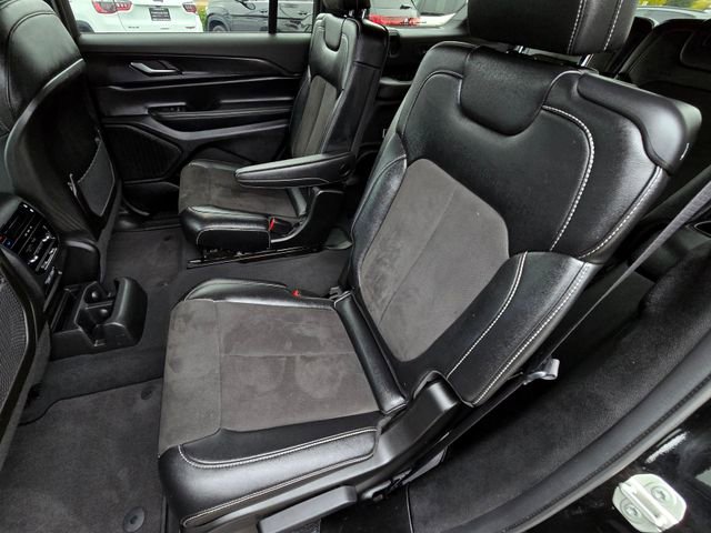 Certified 2023 Jeep Grand Cherokee L Laredo image 23