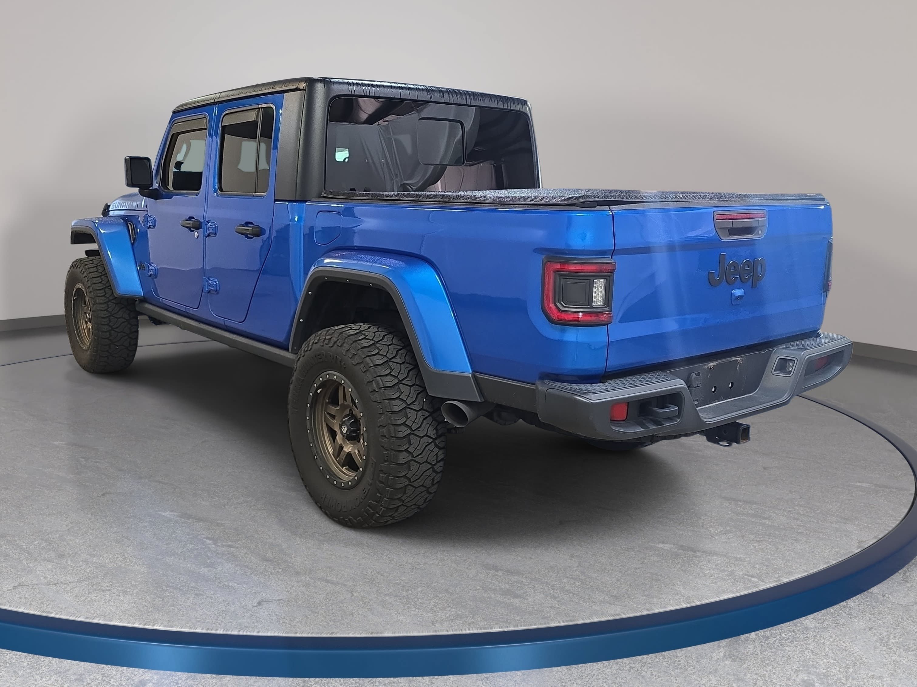 Used 2022 Jeep Gladiator Sport AWD/4WD image 8