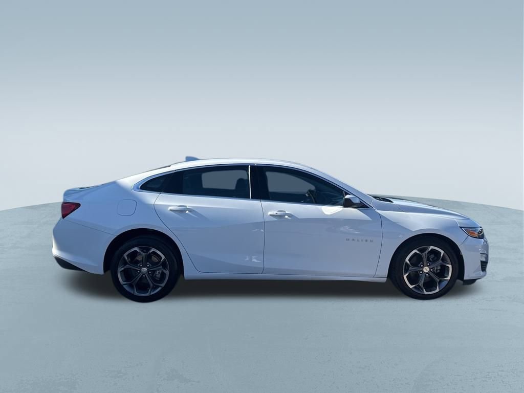 Used 2023 Chevrolet Malibu LT image 9