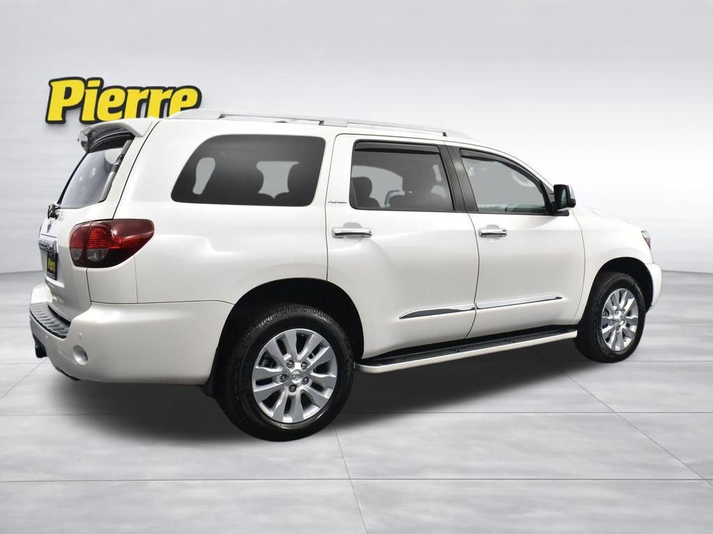 Used 2019 Toyota Sequoia Platinum AWD/4WD image 4
