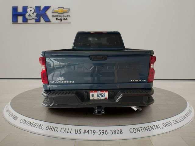 Used 2025 Chevrolet Silverado 2500 Custom w/ Custom Value Package AWD/4WD image 5