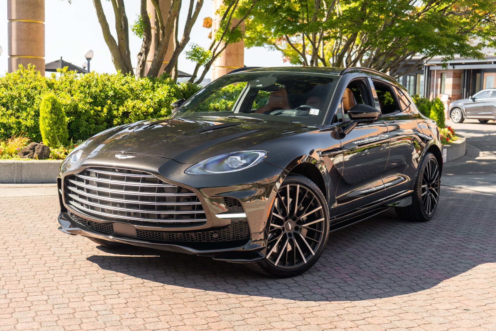 Used 2023 Aston Martin DBX 707 AWD/4WD image 42