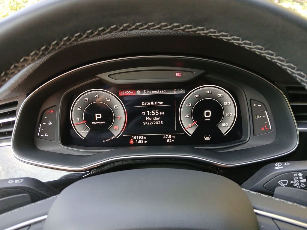 Used 2025 Audi Q7 3.0T Premium Plus image 15