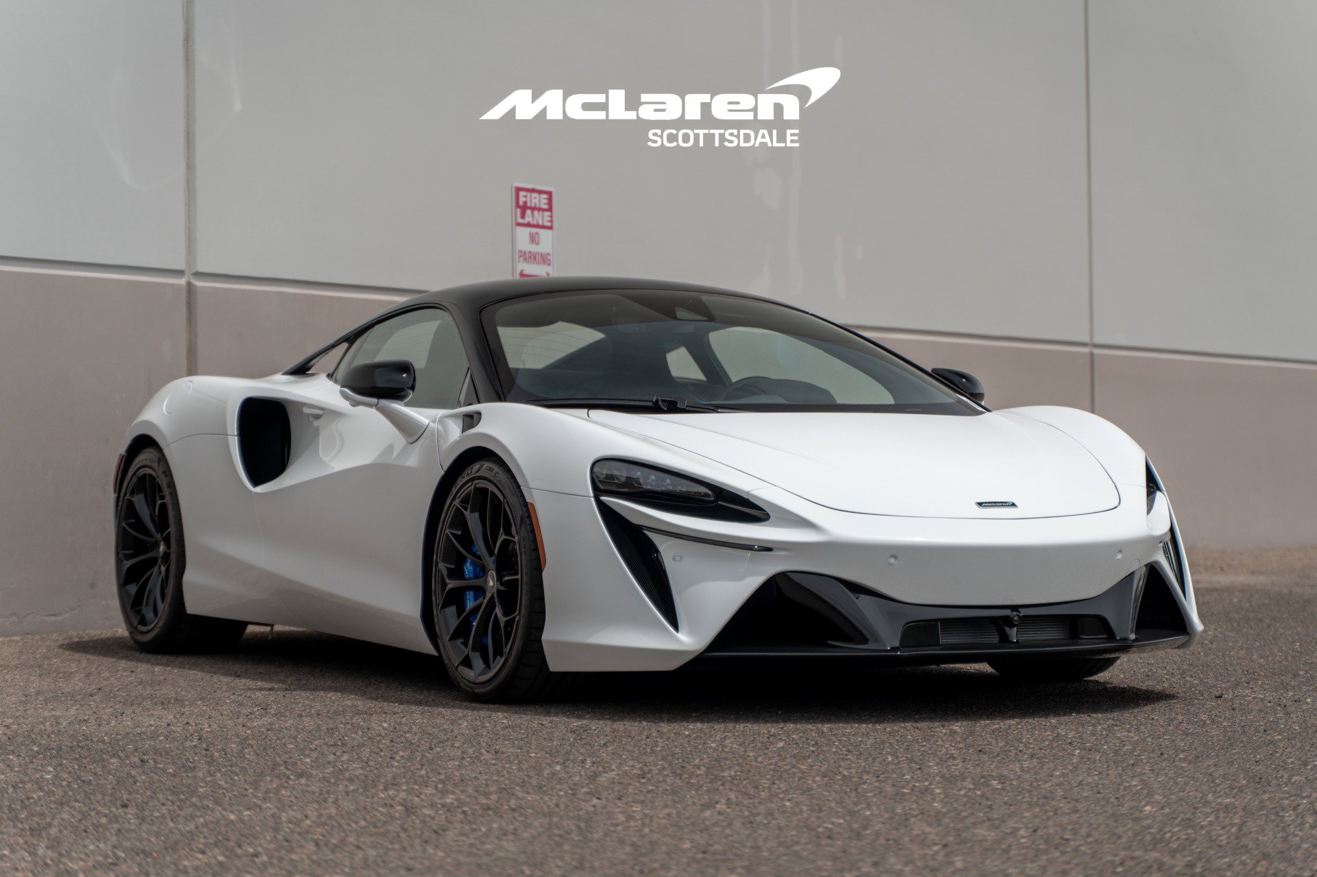 New 2026 McLaren Artura RWD image 9