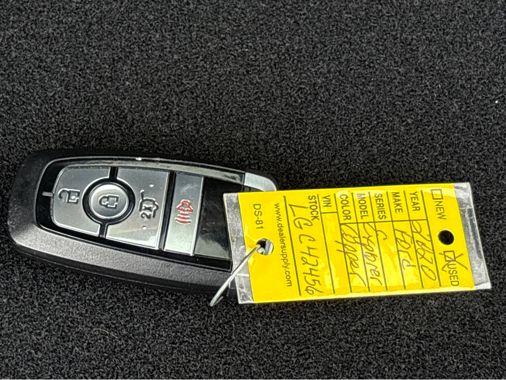 Used 2020 Ford Explorer XLT w/ Comfort Package image 30