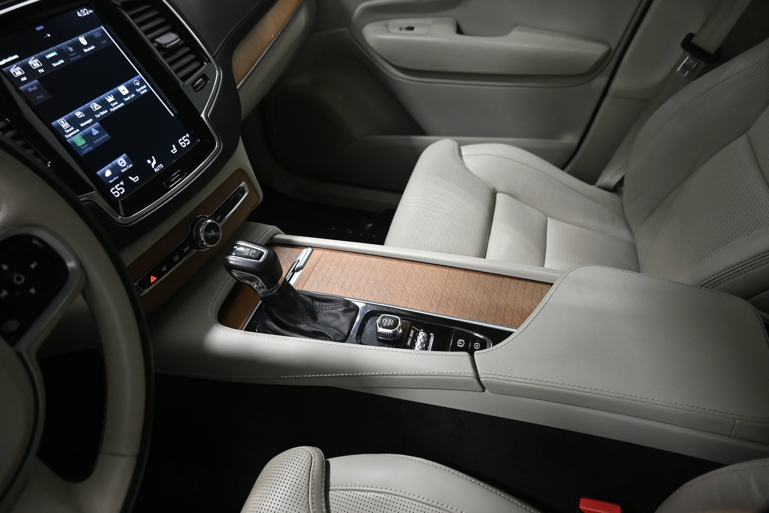 Used 2019 Volvo XC90 T6 Inscription w/ Luxury Package AWD/4WD image 19