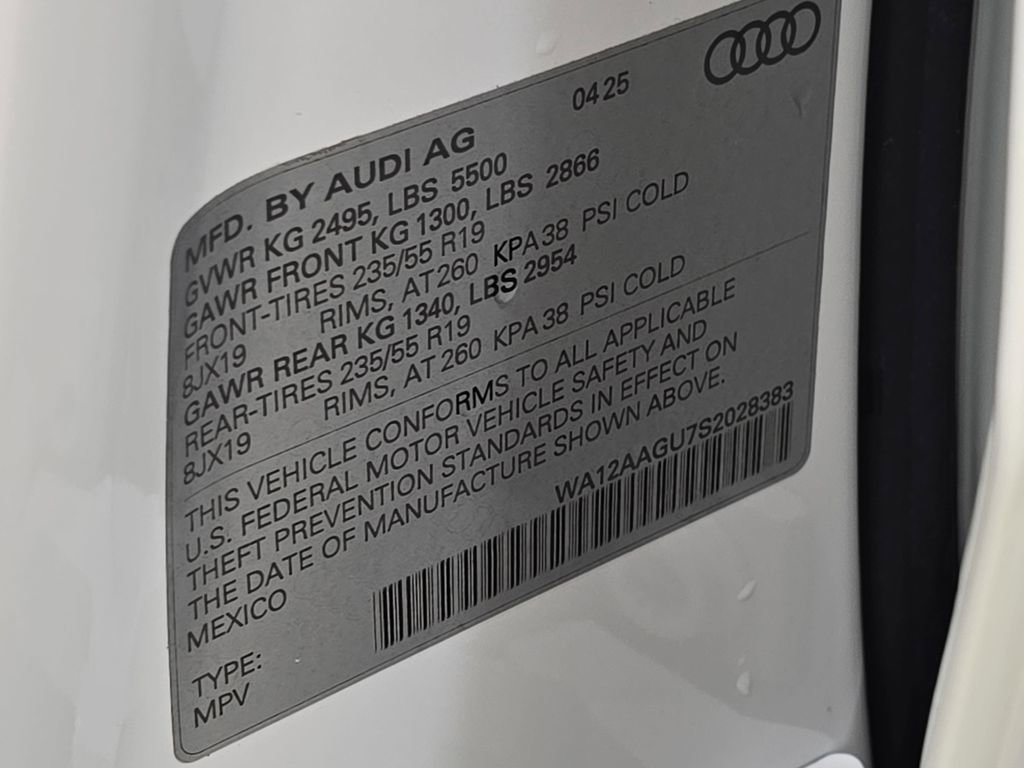Used 2025 Audi Q5 Premium Plus w/ Premium Plus image 38