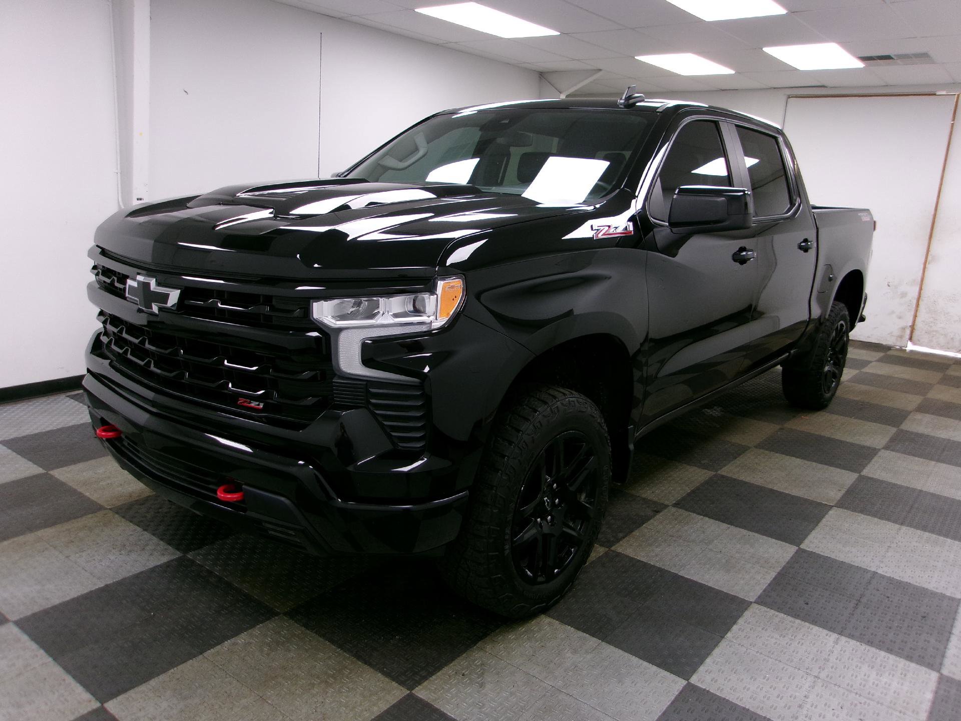 Certified 2024 Chevrolet Silverado 1500 LT Trail Boss w/ Convenience Package II AWD/4WD image 1