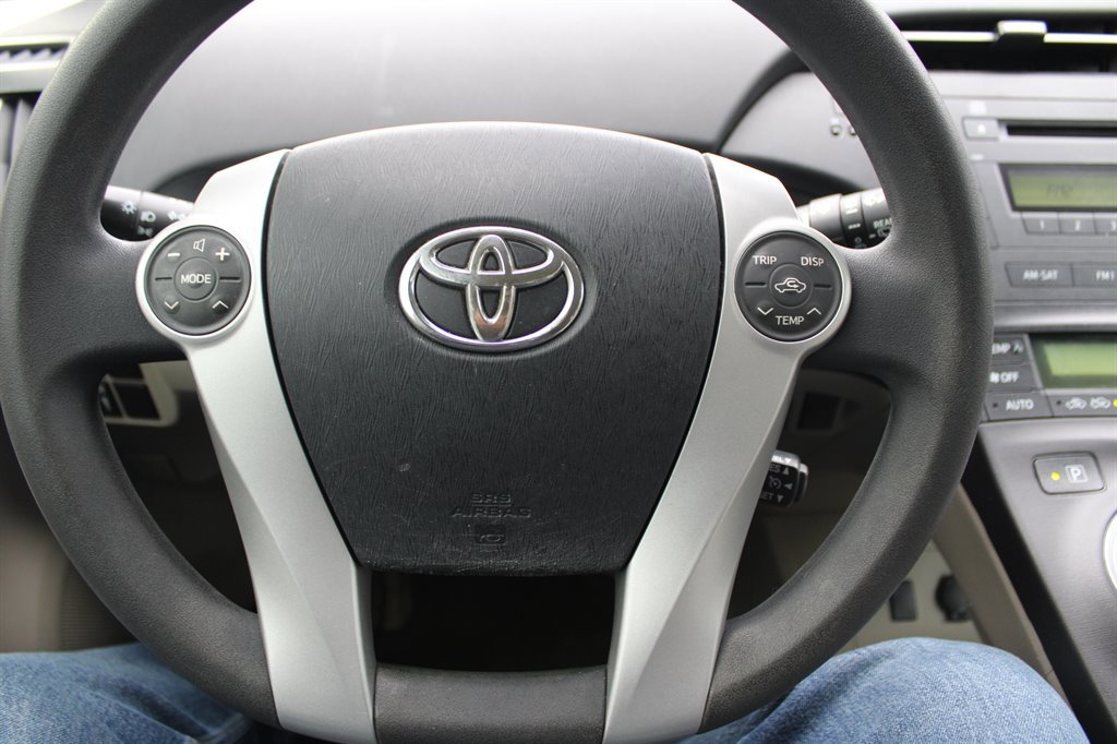 Used 2011 Toyota Prius Five image 25