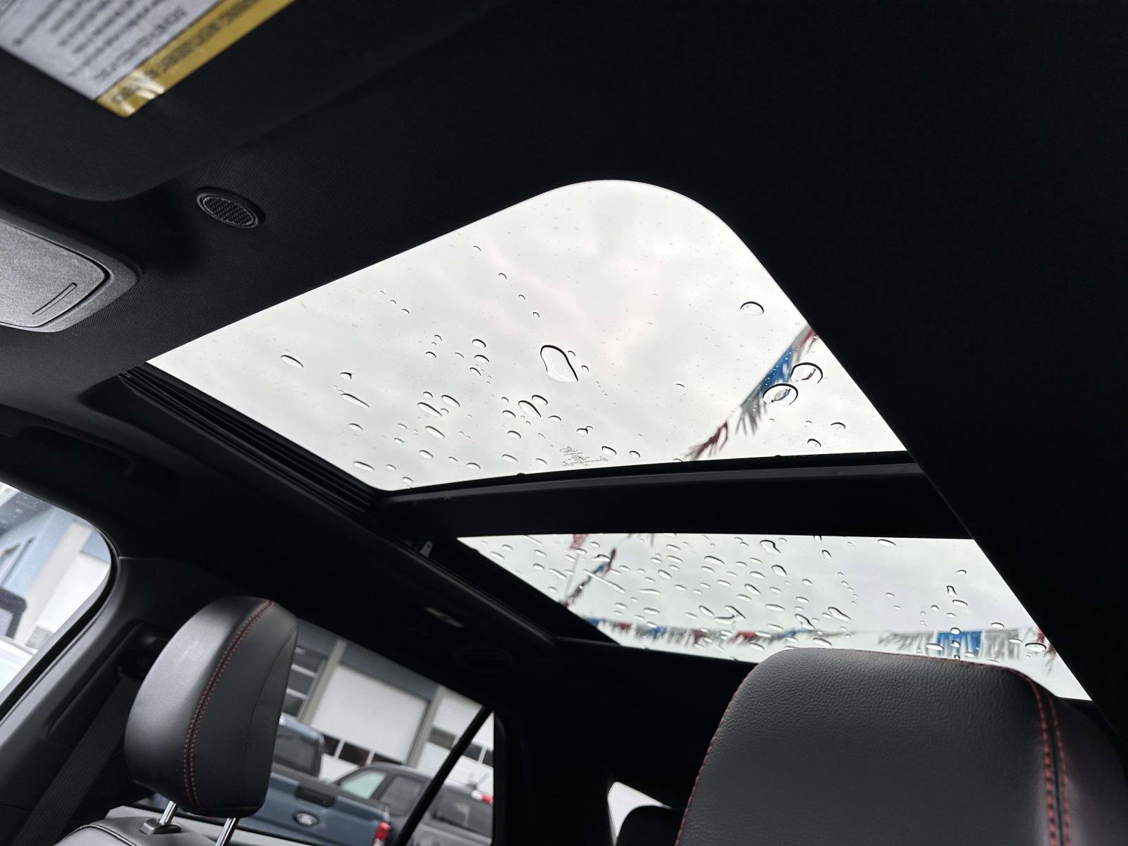 Certified 2022 Ford Explorer ST-Line w/ Class IV Trailer Tow Package image 13