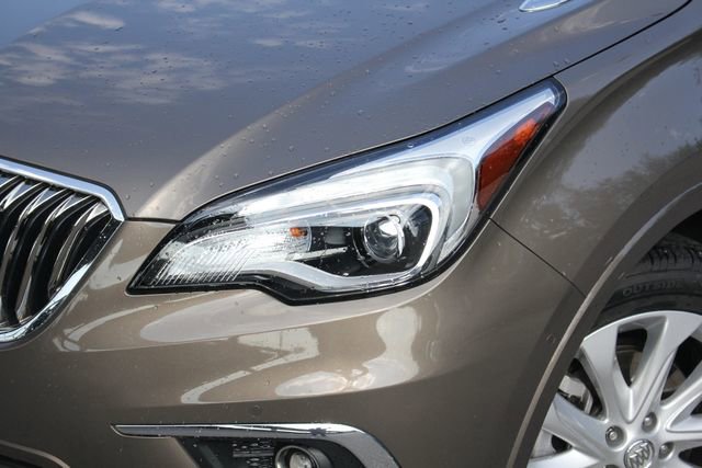 Used 2018 Buick Envision Premium w/ Driver Confidence Package image 2