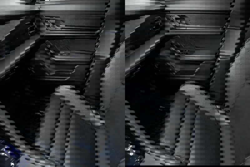 Used 2021 Porsche Taycan image 38