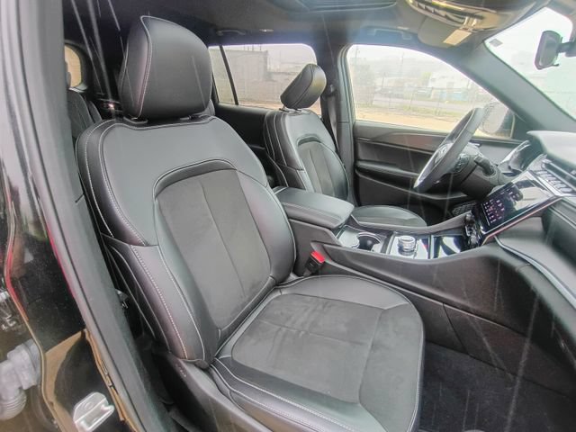 Used 2025 Jeep Grand Cherokee L Altitude RWD image 53