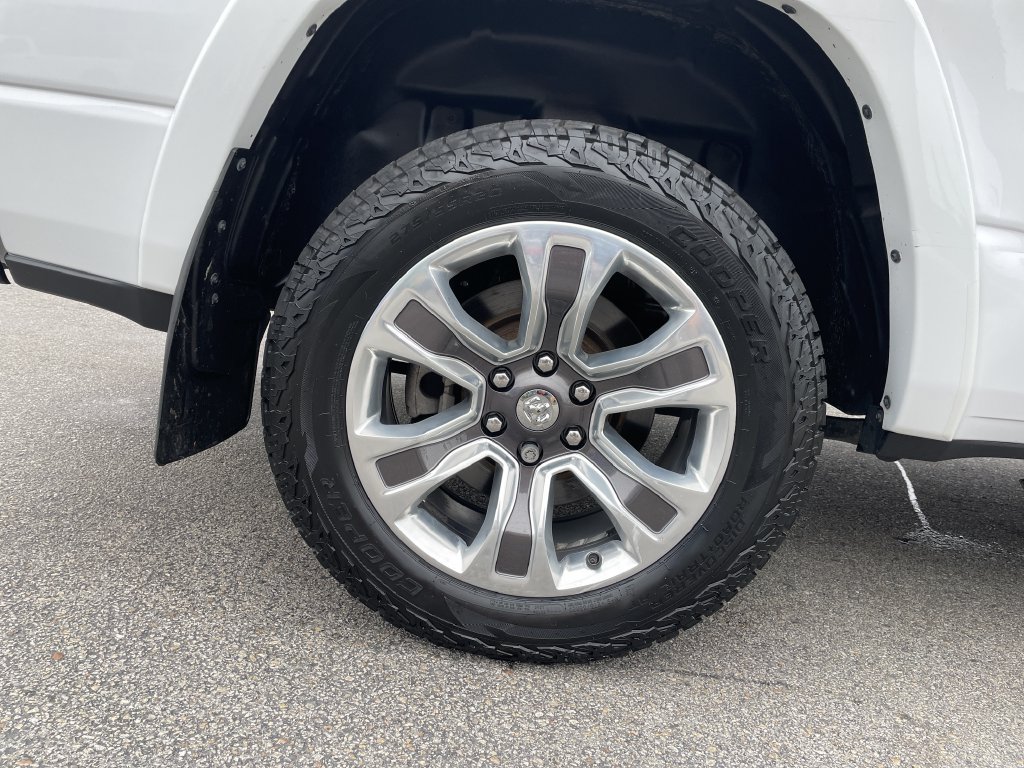 Used 2023 RAM 1500 Limited AWD/4WD image 12