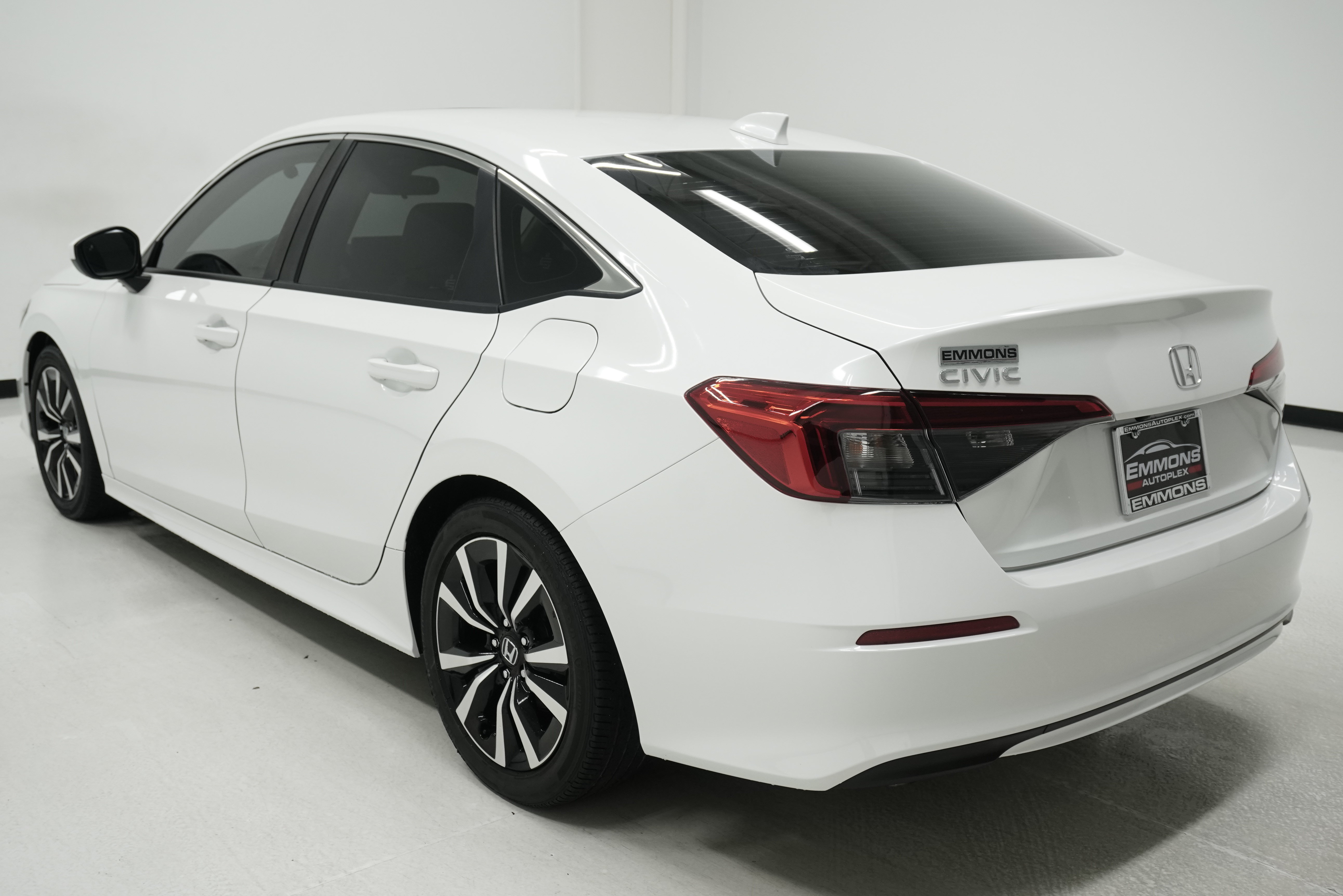 Used 2023 Honda Civic EX image 6