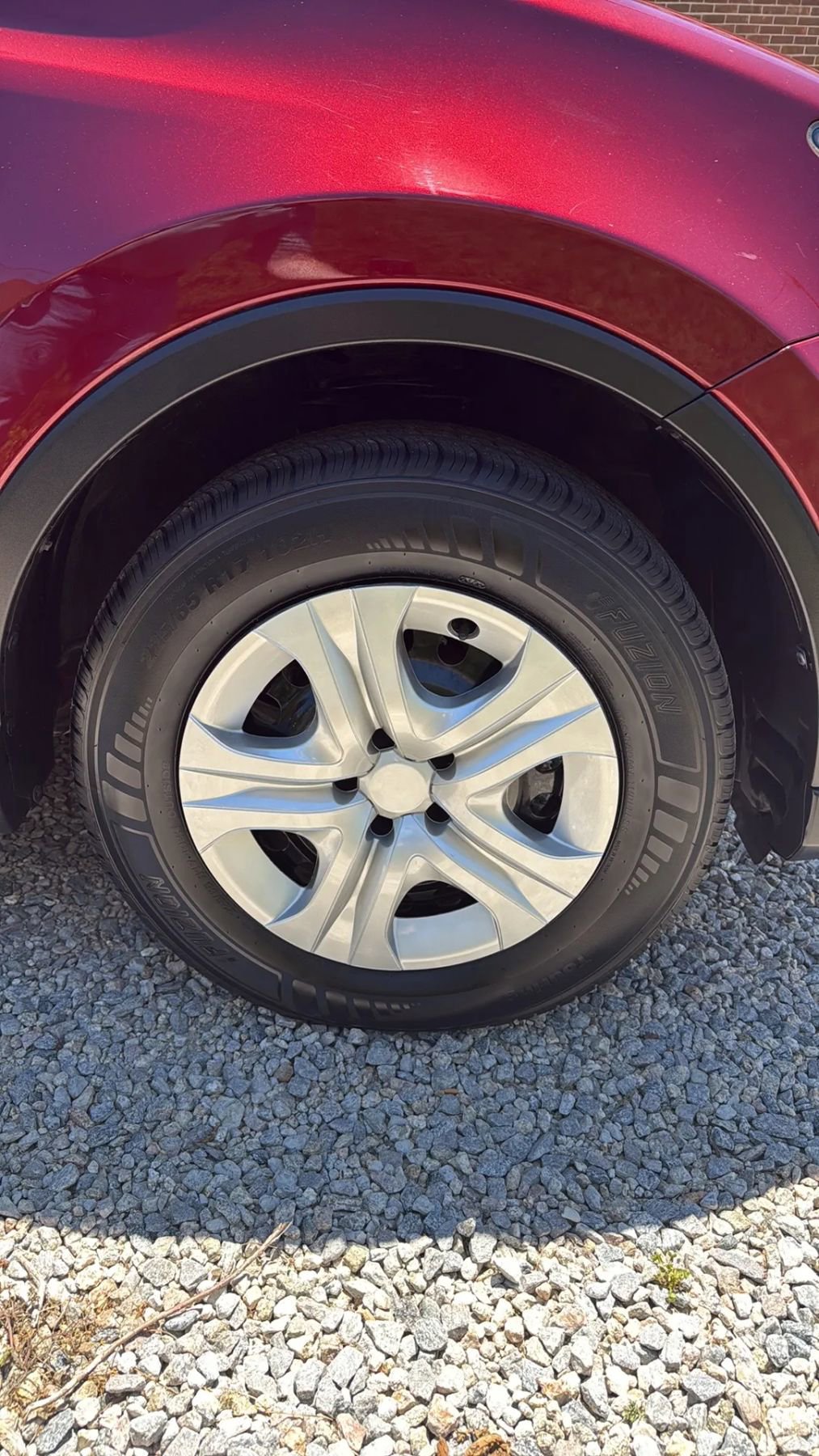 Used 2018 Toyota RAV4 LE FWD image 37
