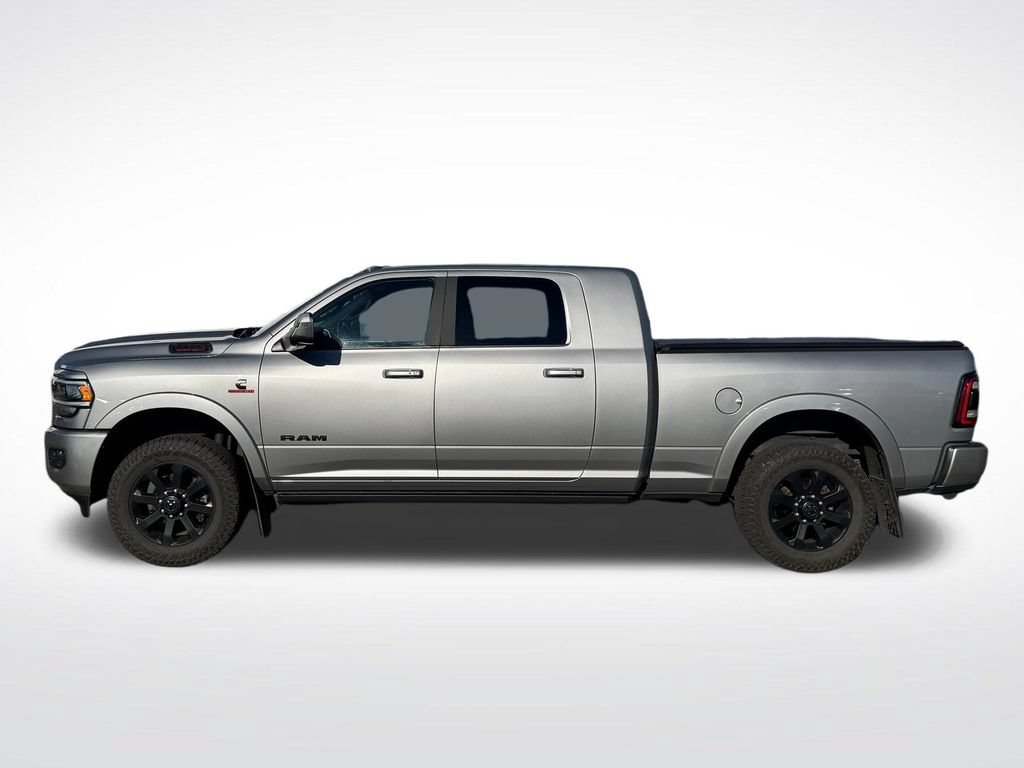 Used 2022 RAM 2500 Laramie AWD/4WD image 2