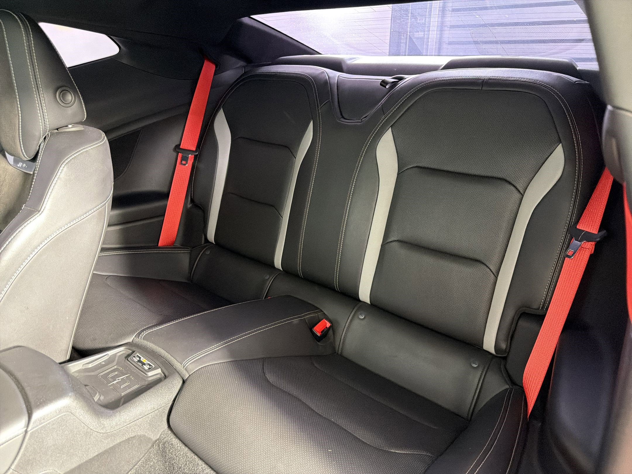 Used 2021 Chevrolet Camaro SS RWD image 26