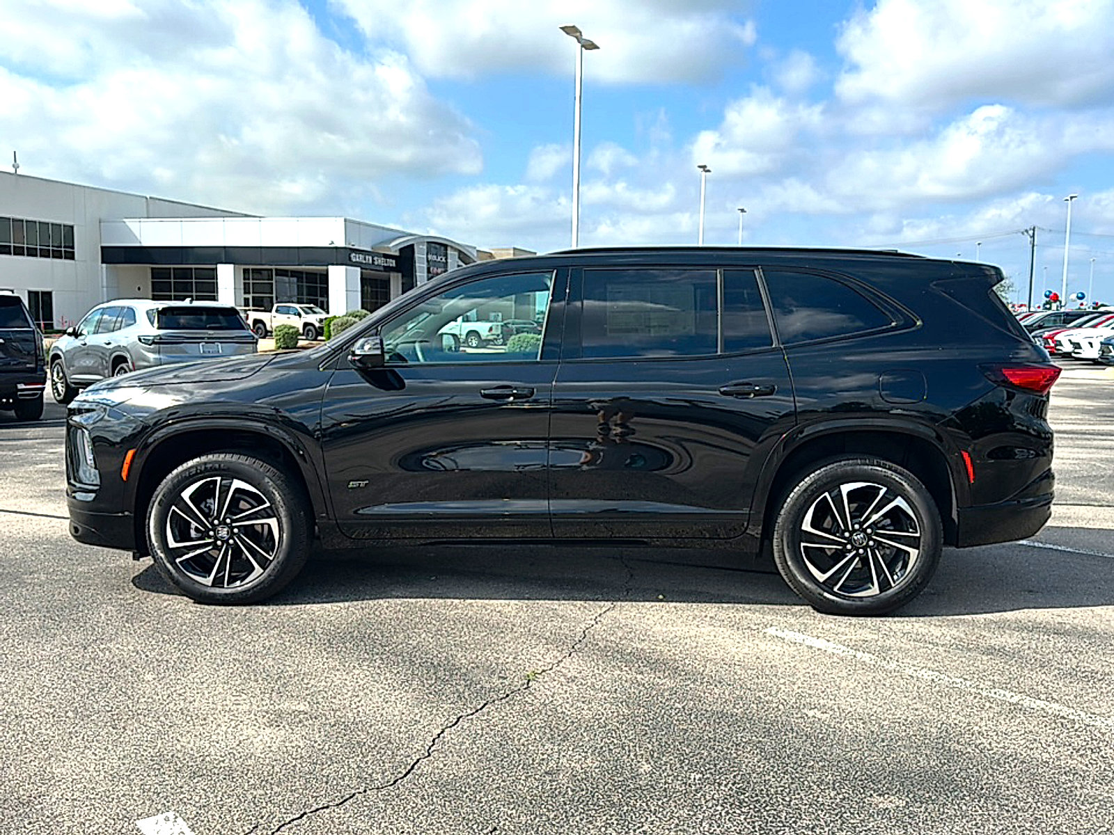 New 2026 Buick Enclave Sport Touring w/ Power Package image 5