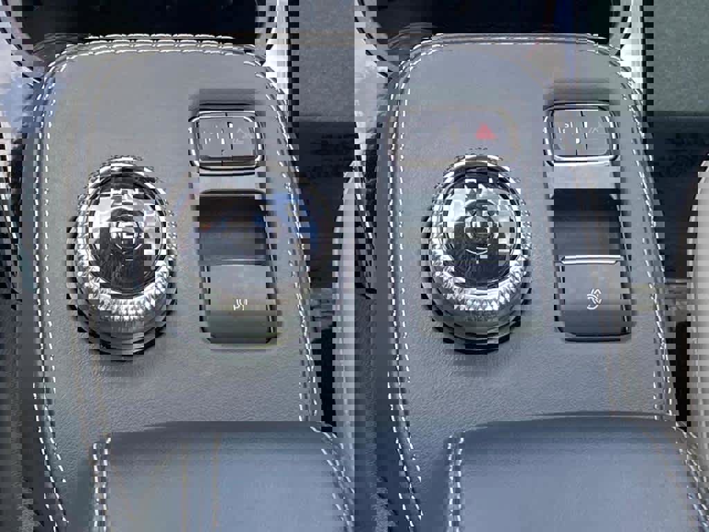 Used 2021 Ford Mustang Mach-E Premium image 12