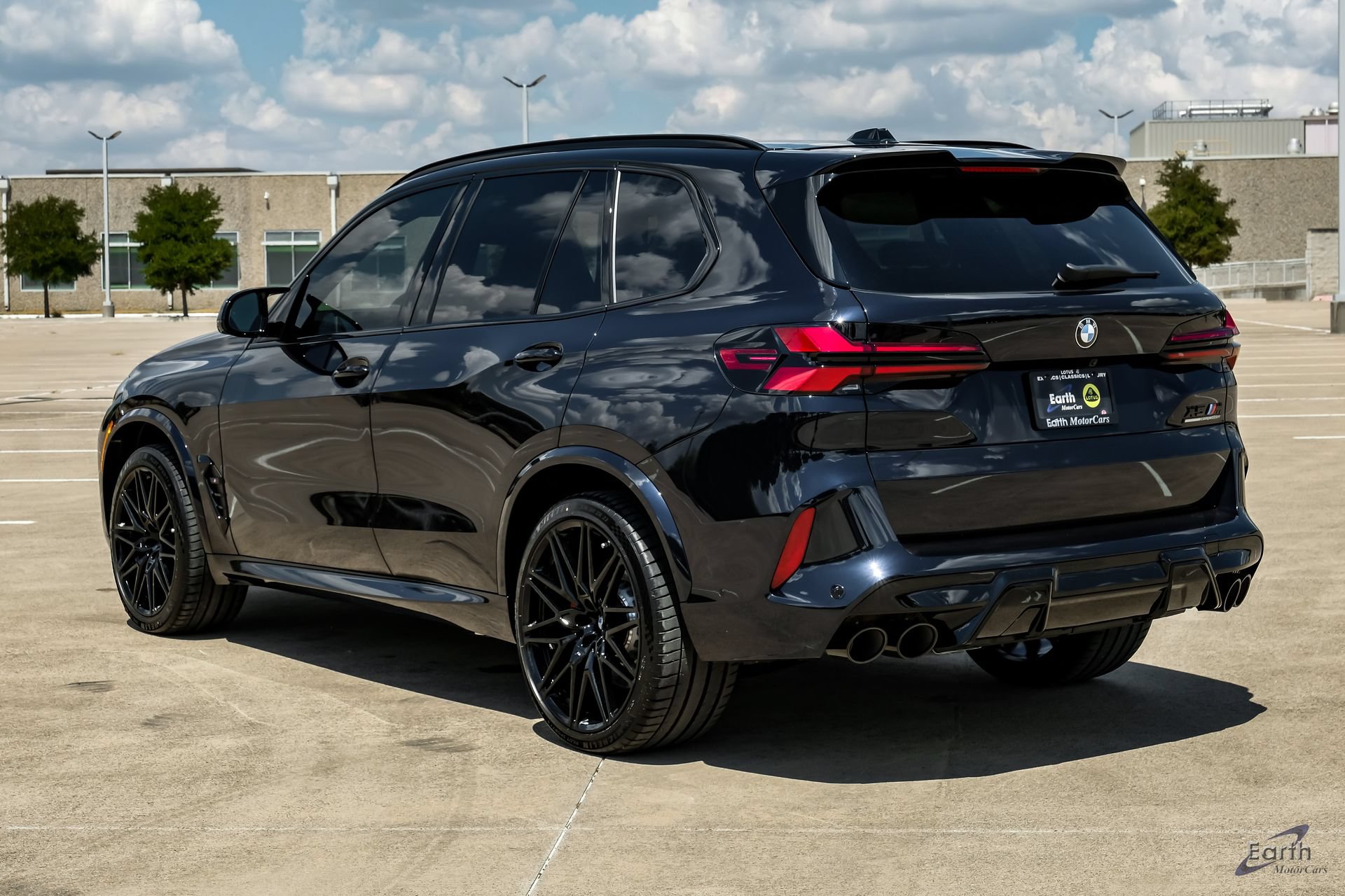 Used 2026 BMW X5 M Competition w/ Executive Package AWD/4WD image 10