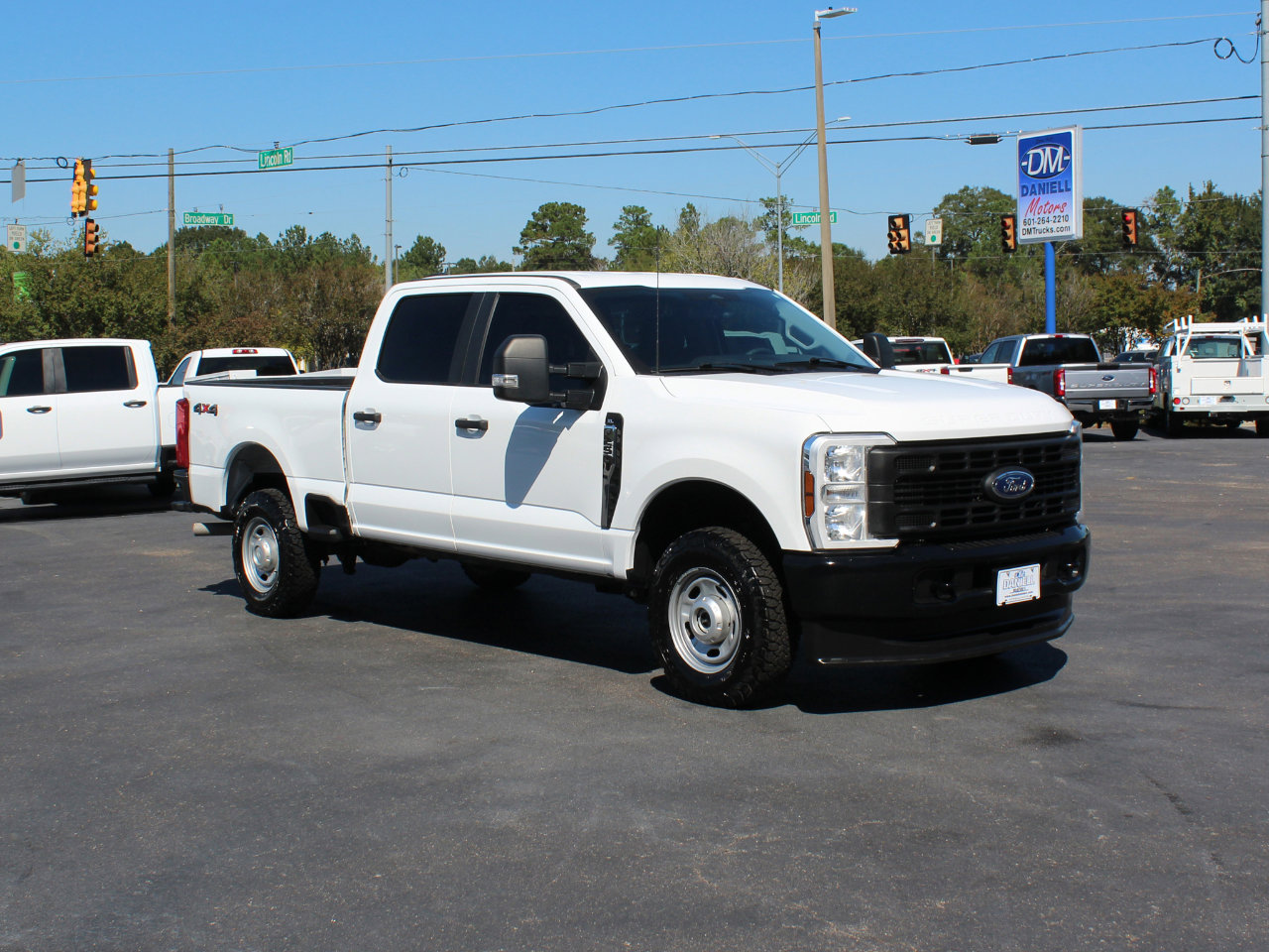 Used 2024 Ford F250 XL image 7