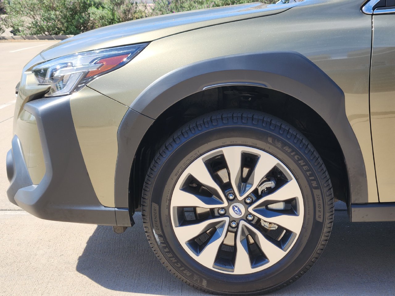 Used 2024 Subaru Outback Limited AWD/4WD image 5