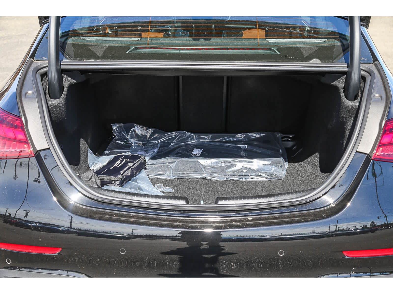 New 2026 Mercedes-Benz C 300 4MATIC Sedan image 24