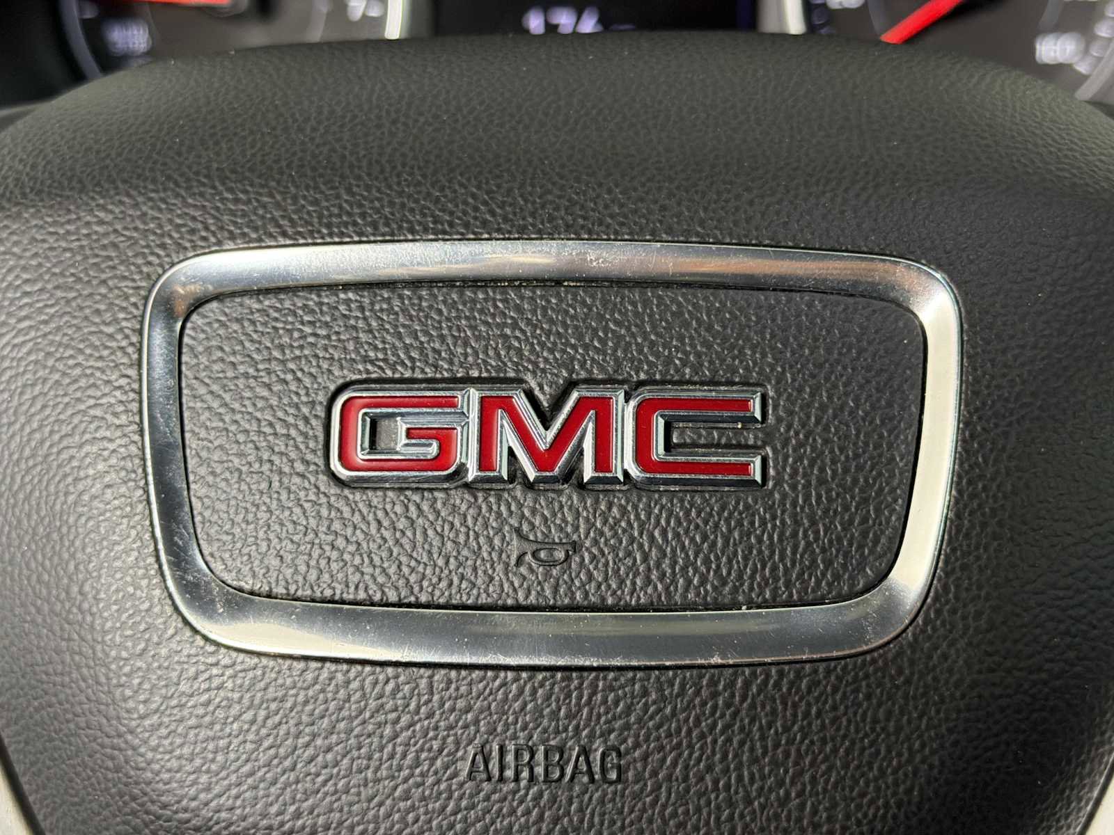Used 2022 GMC Terrain SLT w/ Infotainment Package II FWD image 24
