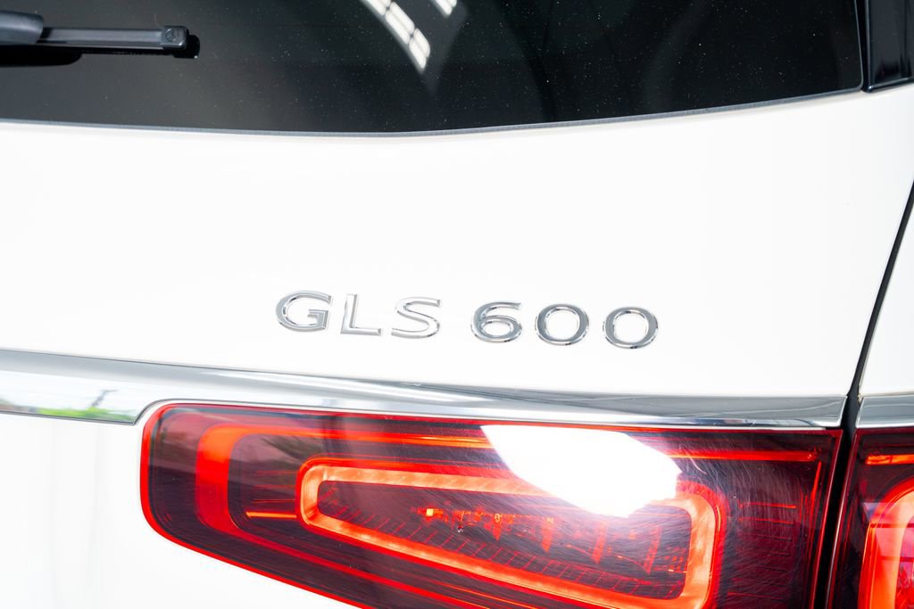 Used 2023 Mercedes-Benz Maybach GLS 600 4MATIC image 30