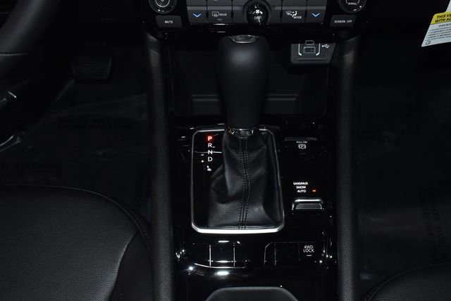 New 2026 Jeep Compass Limited image 18