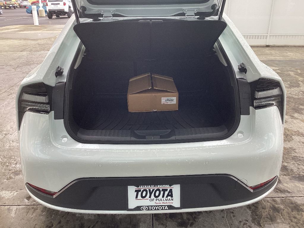 New 2026 Toyota Prius Plug-In Hybrid image 8