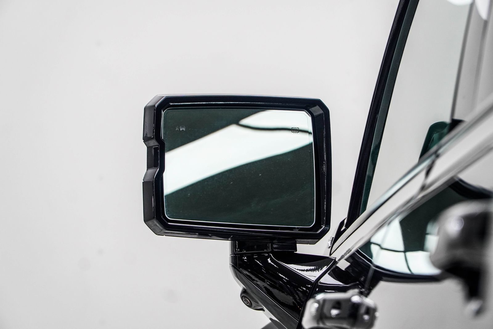 Used 2025 GMC Hummer EV 3X AWD/4WD image 23