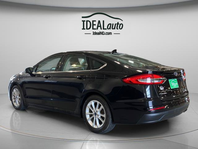 Used 2019 Ford Fusion SE FWD image 10