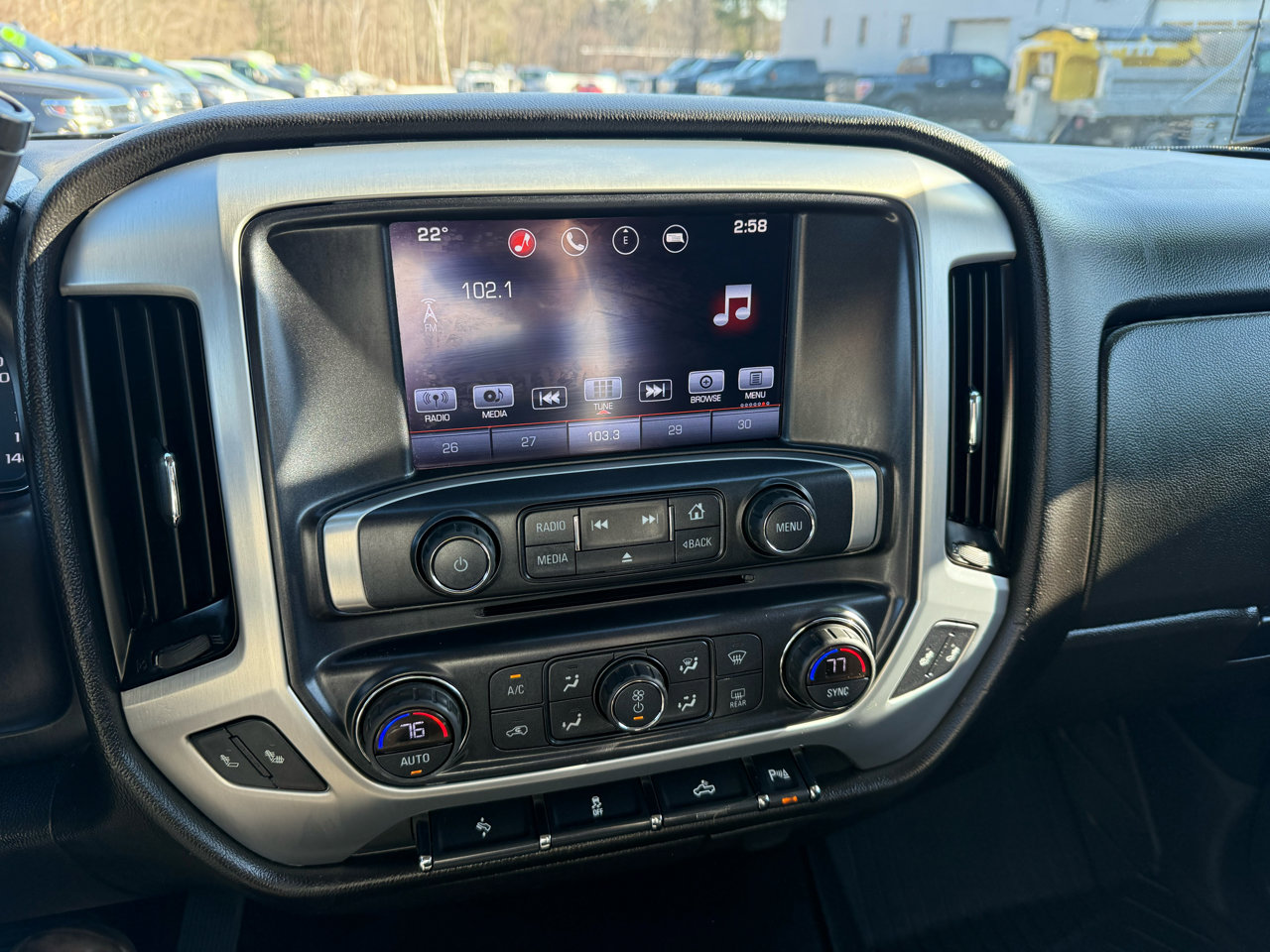 Used 2016 GMC Sierra 3500 SLE w/ SLE Preferred Package image 27