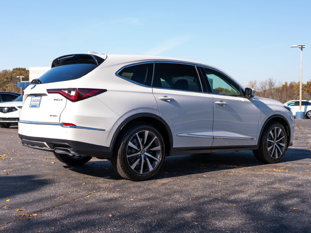 Certified 2025 Acura MDX w/ Technology Package AWD/4WD image 12